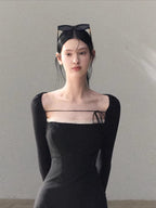 Slim-Fit Black Waist-Cinched Long-Sleeve Dress