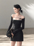 Slim-Fit Black Waist-Cinched Long-Sleeve Dress