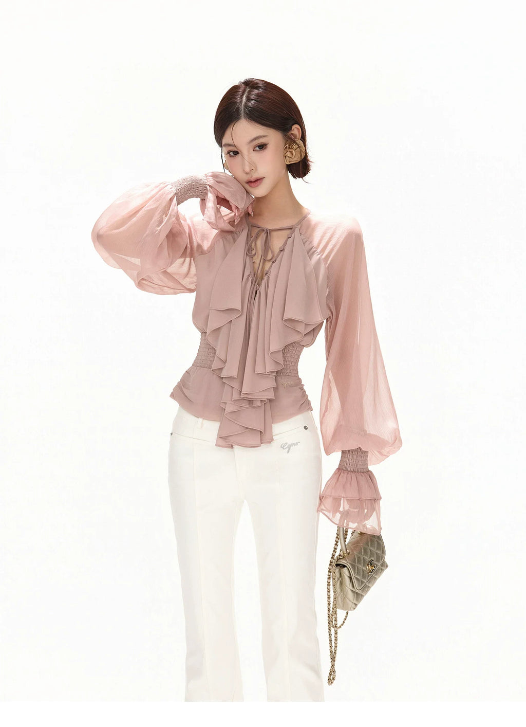 Versatile Queen Low-Rise Flared Trousers