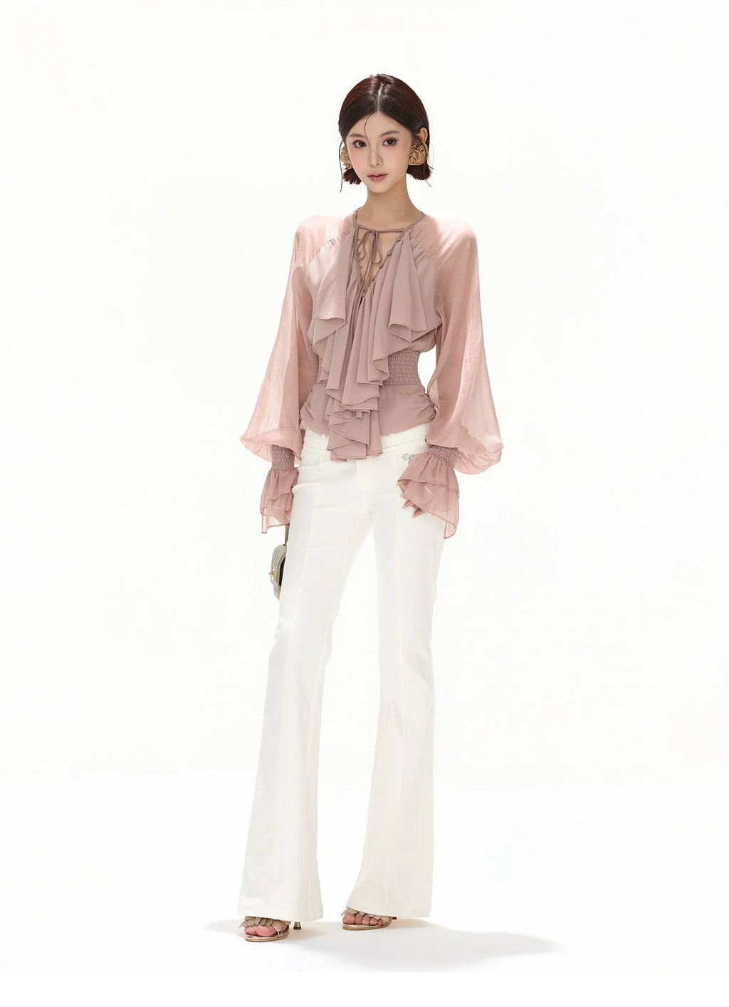 Versatile Queen Low-Rise Flared Trousers