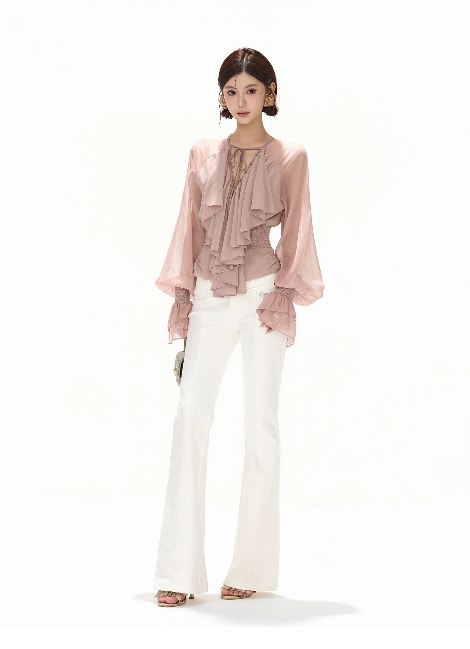 Versatile Queen Low-Rise Flared Trousers