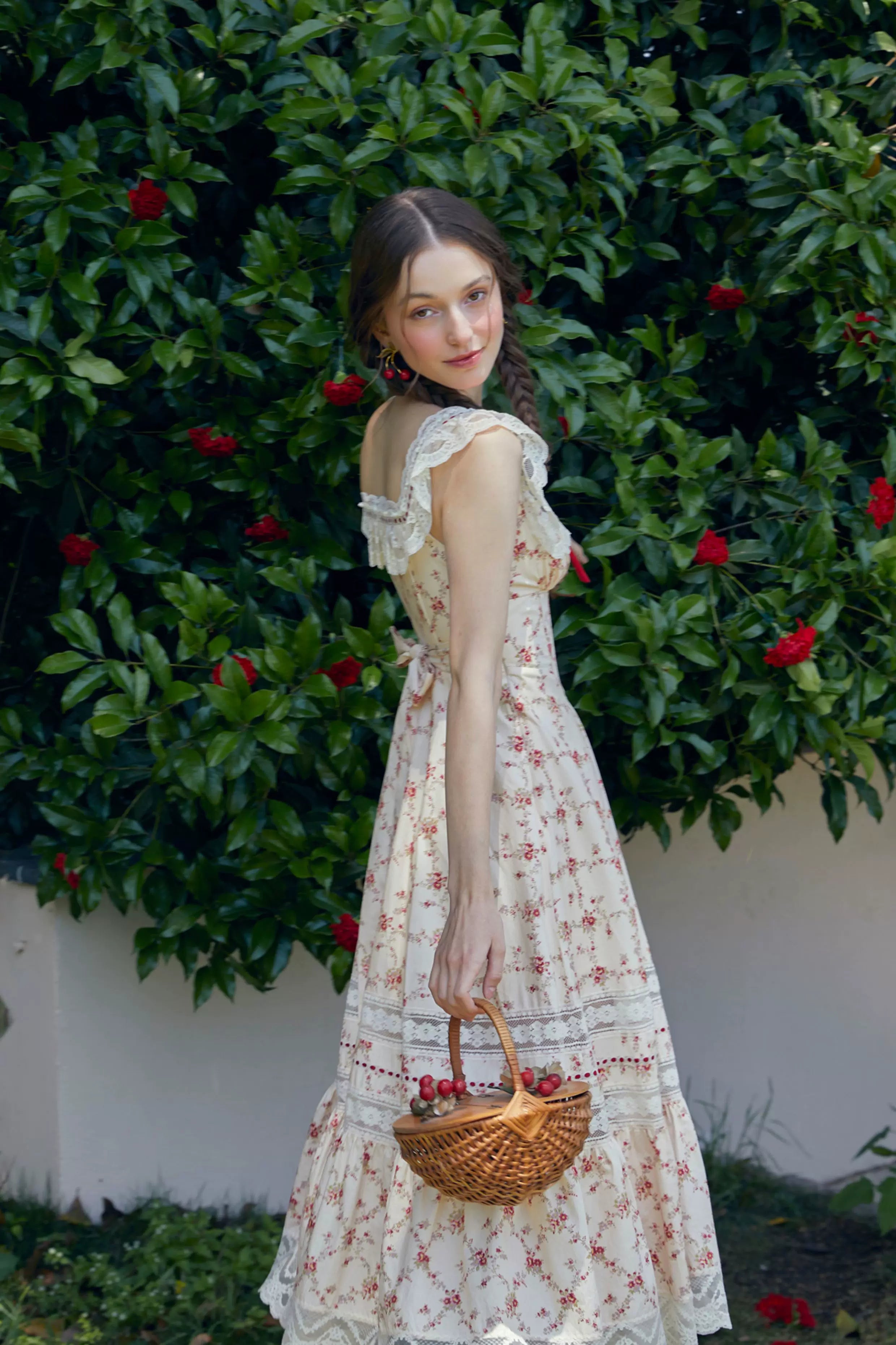 Pastoral Lace Corset Square-Neck Dress