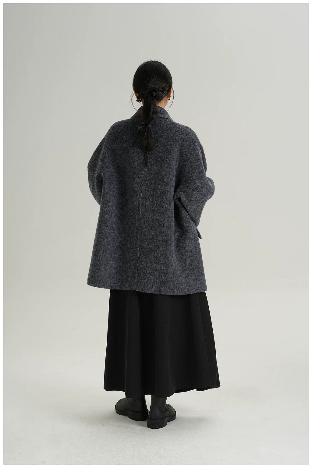 Relaxed-Fit Mid-Length Wool Blazer