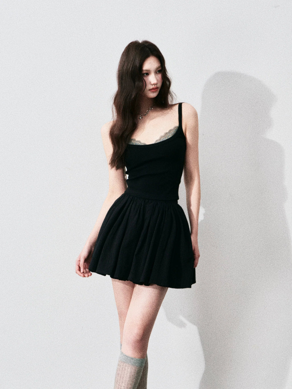 Contrast Lace Trim Slim-Fit Camisole