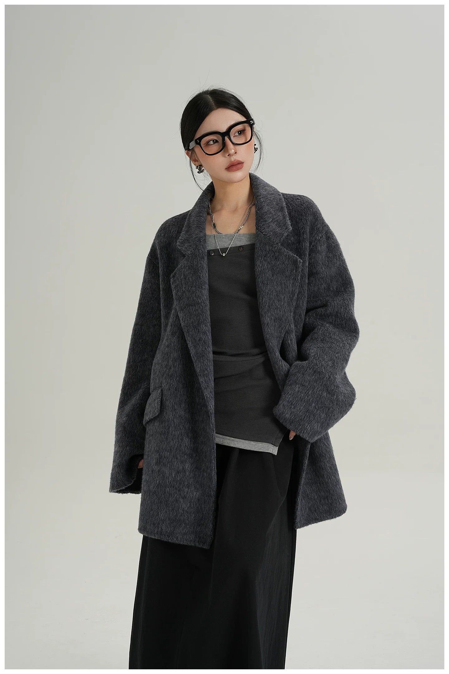 Relaxed-Fit Mid-Length Wool Blazer