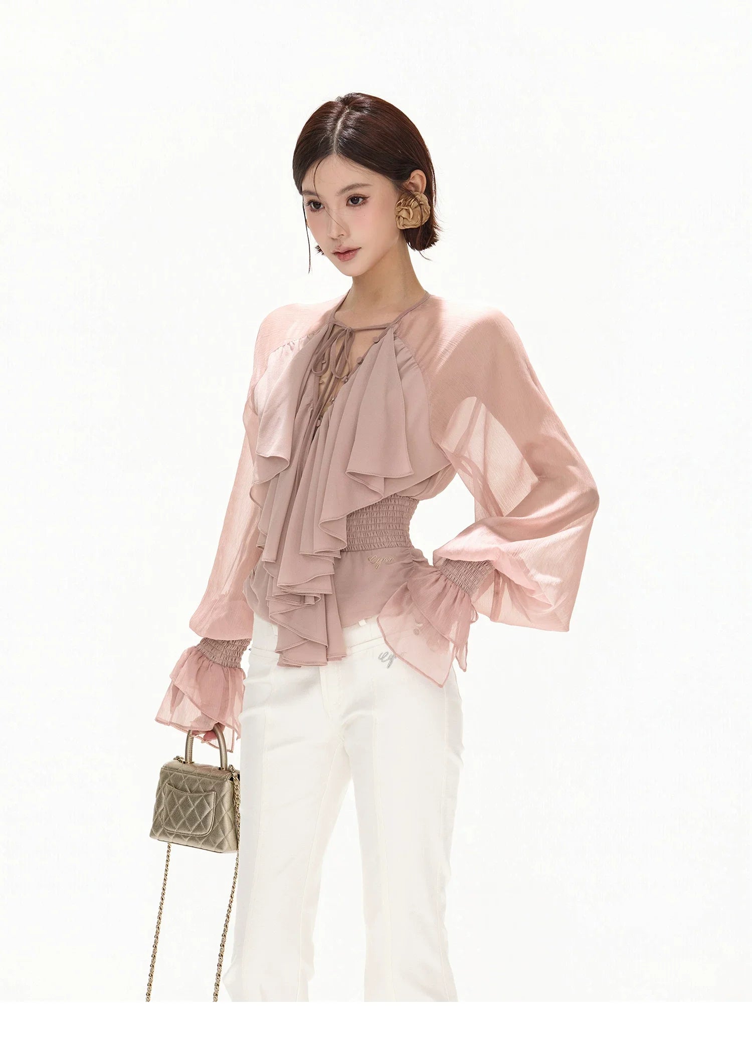 Versatile Queen Low-Rise Flared Trousers