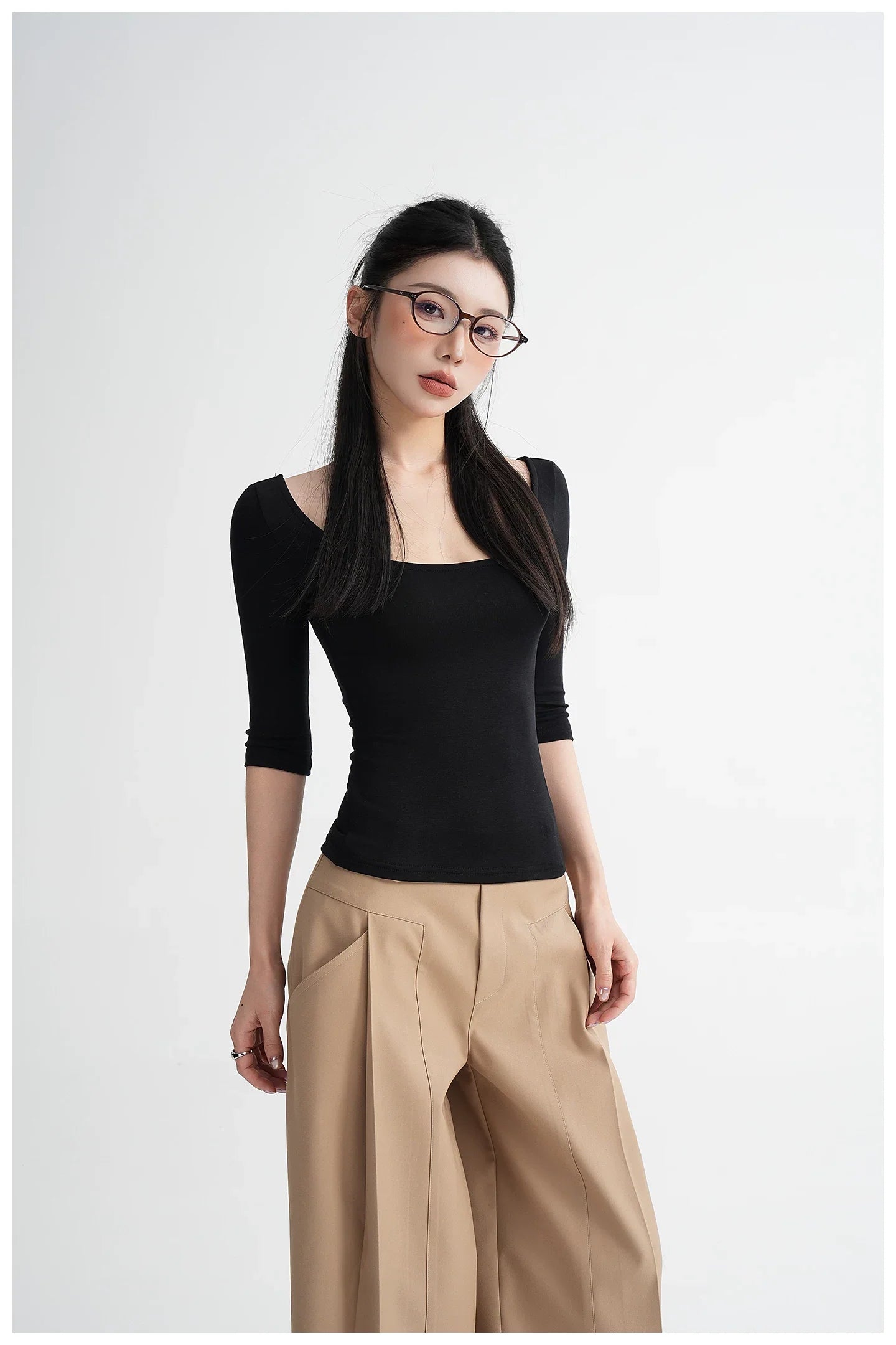 Lyocell Open-Back Fitted Mid-Sleeve T-Shirt