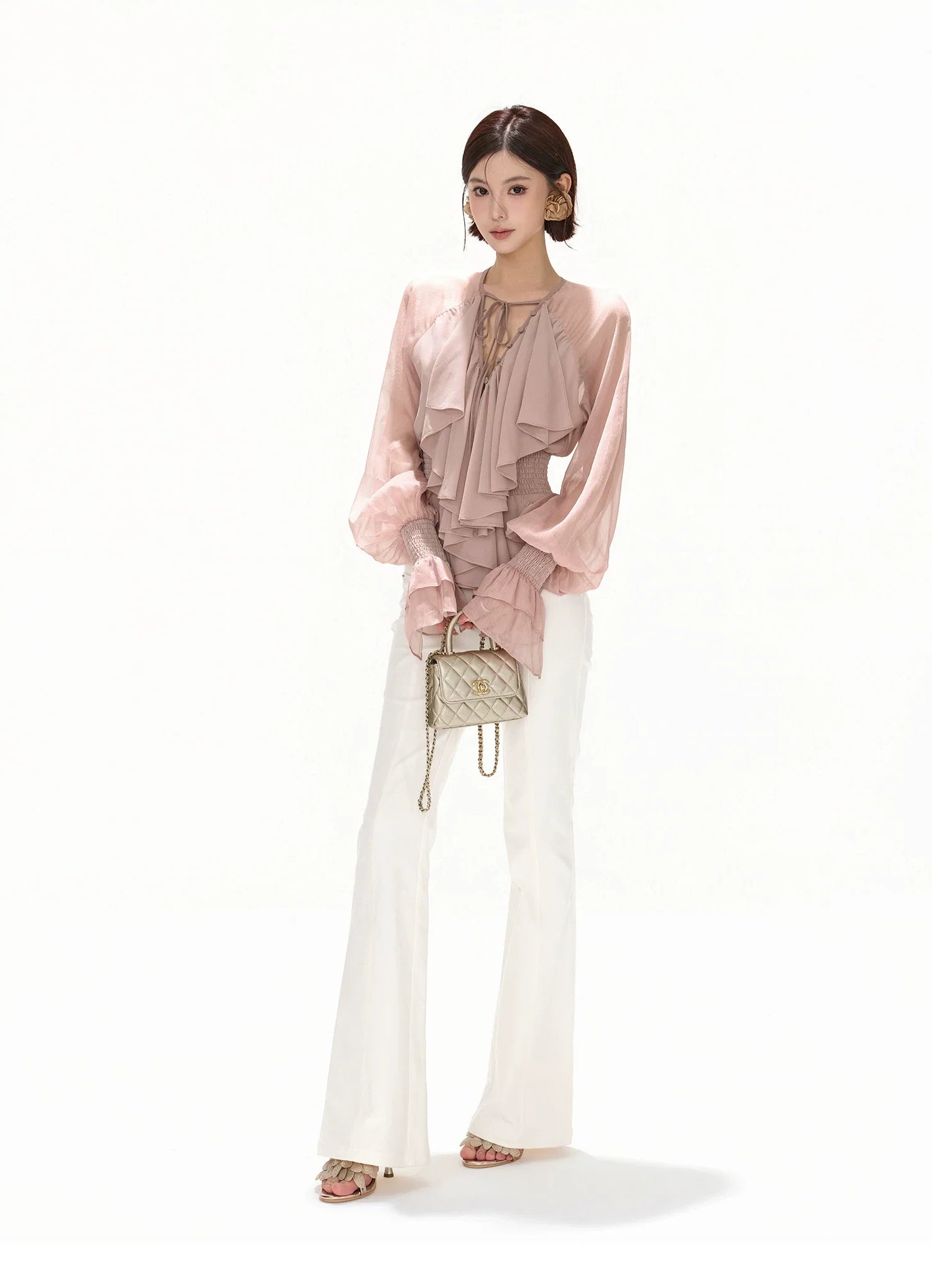 Versatile Queen Low-Rise Flared Trousers