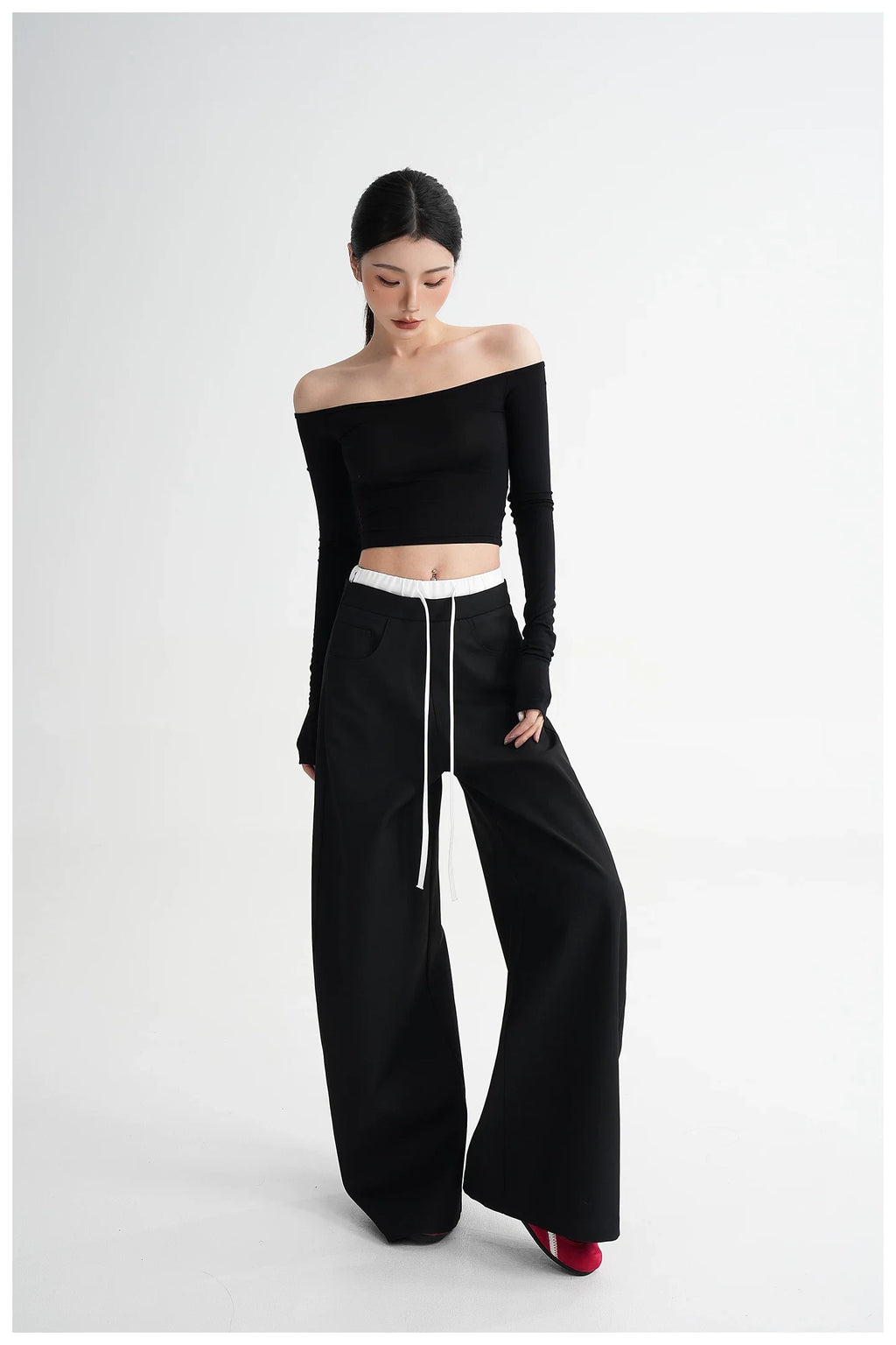 Off-Shoulder Cropped Fitted Long Sleeve T-Shirt