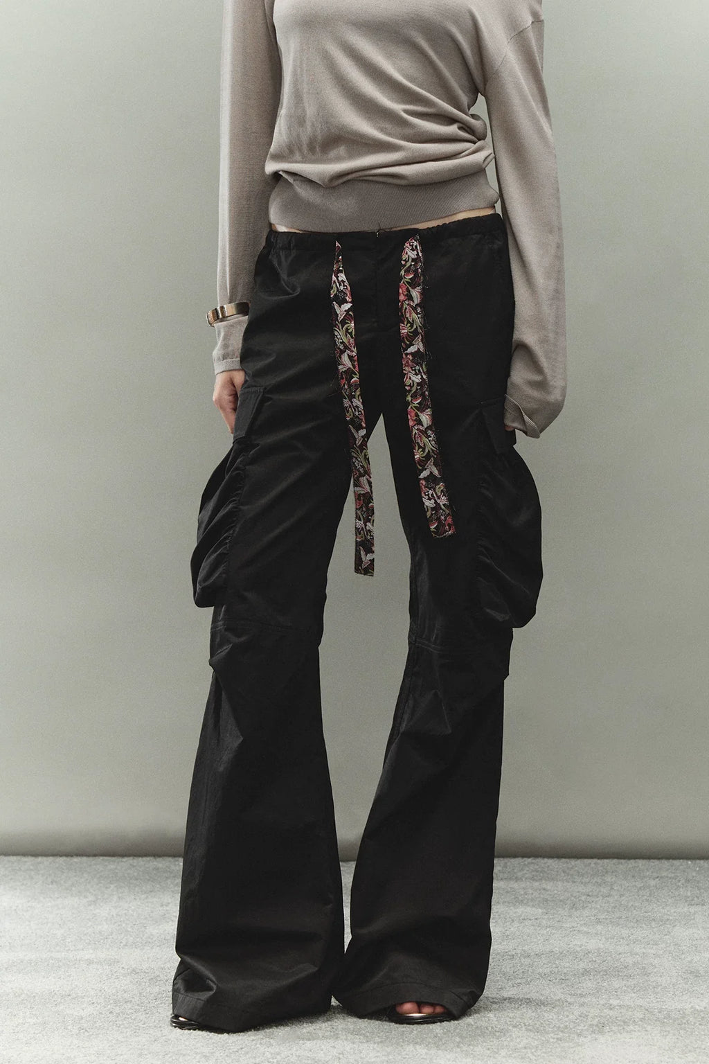 Drawstring Multi-Pocket Cargo Pants