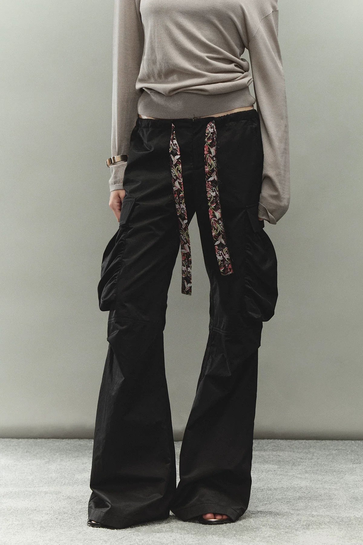 Drawstring Multi-Pocket Cargo Pants