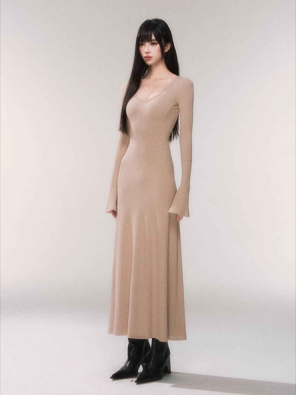 V-Neck Waist-Defining Knit Maxi Dress