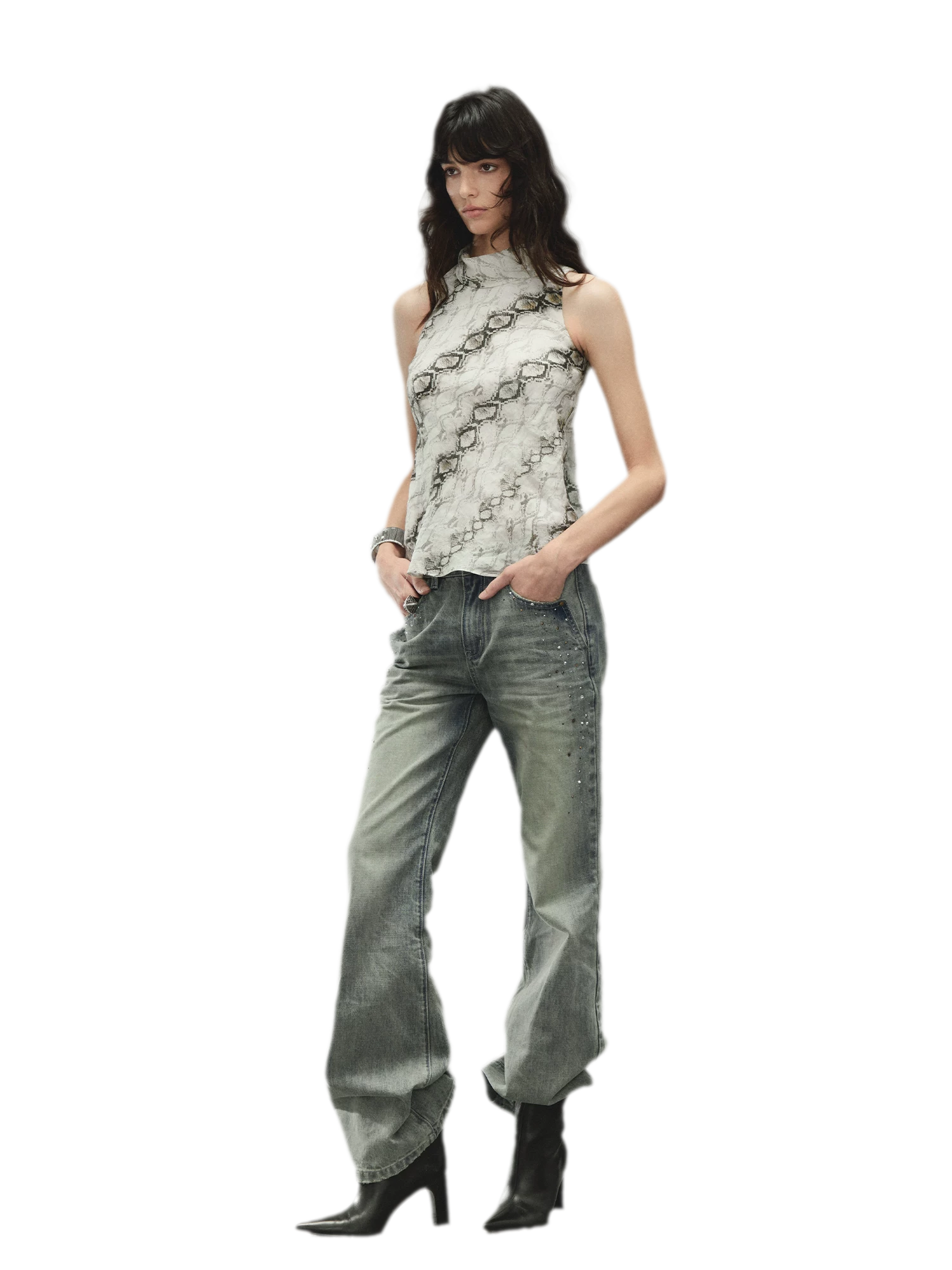 Washed Low-Rise Straight-Leg Jeans